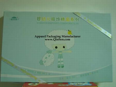 Custom Made Packaging Box with Ribbon for Baby Clothing Set