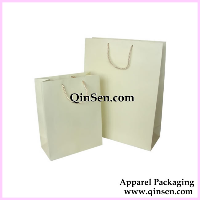 Plain White Matt Limation Paper Bag with white rope-AB00001