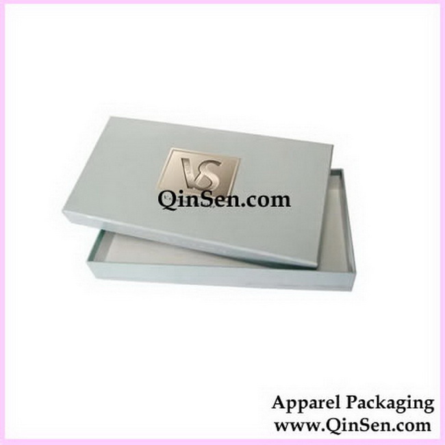 Custom Apparel boxes with Distinctive Brand-GX00098