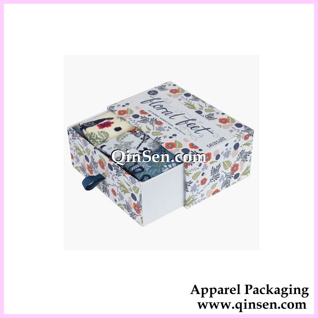 Custom Cute Socks Gift Box-GX00614