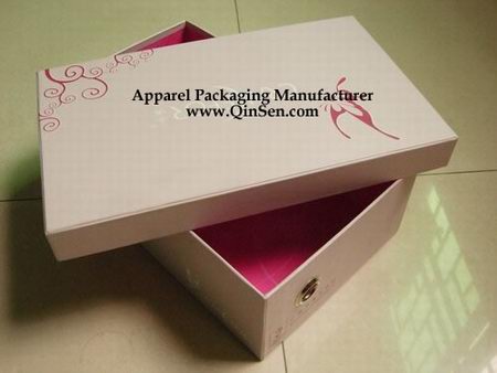 Custom branded Shoe Box with Pink design for women's shoe