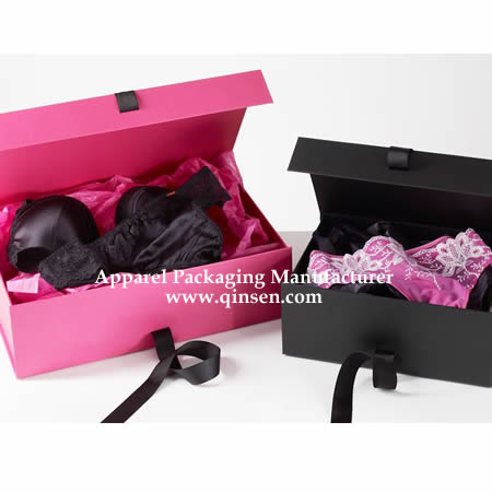 Luxury Custom Underwear Gift Packaging: New Year Ribbon Box